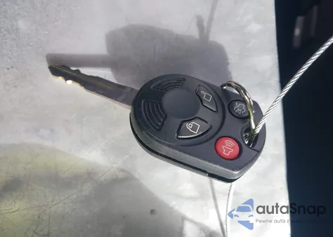 2011 Ford Escape Xlt from USA, damaged, VIN 1FMCU9D73BKB52211